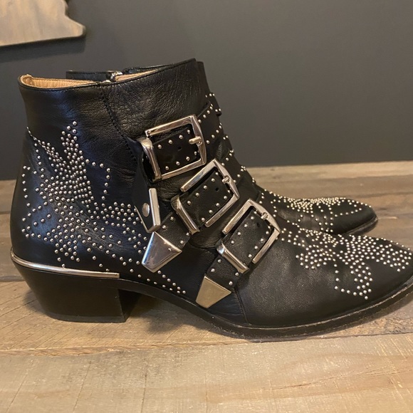 Chloe Suzanna 30MM Black/ Silver studded Bootie. - Picture 6 of 9